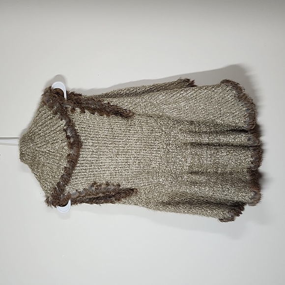 Love Token Genuine Rabbit Fur Lined Knit Vest Soft Cozy Neutral Womens Small - Picture 7 of 7